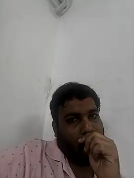 Snapshot of vinay_smalldick chatting on 2, 7, 2026 vinay smalldick online show from 2, 7, 2026