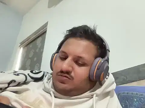 chiikuloveu online show from 14, 2, 2026