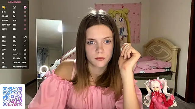 VibeQueenLucy online show from 2, 10, 2025