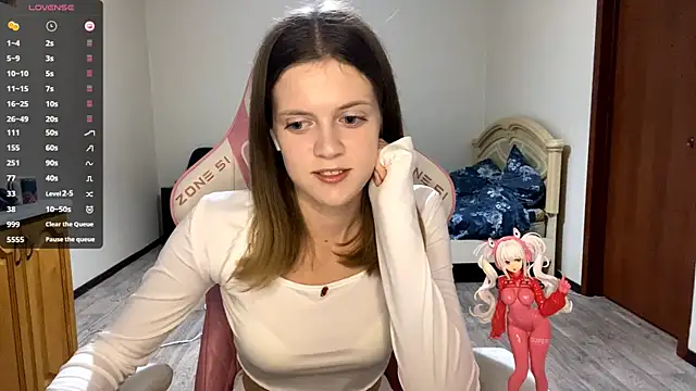 VibeQueenLucy online show from 20, 9, 2025