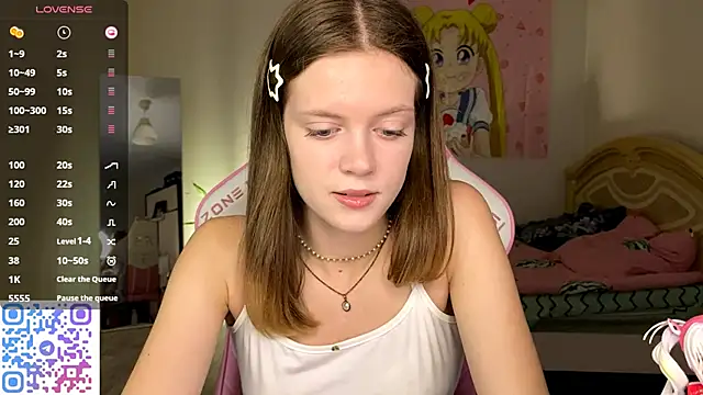 VibeQueenLucy online show from 6, 11, 2025