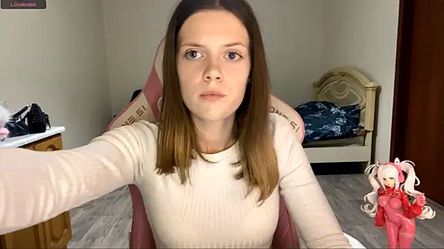 VibeQueenLucy online show from 24, 9, 2025