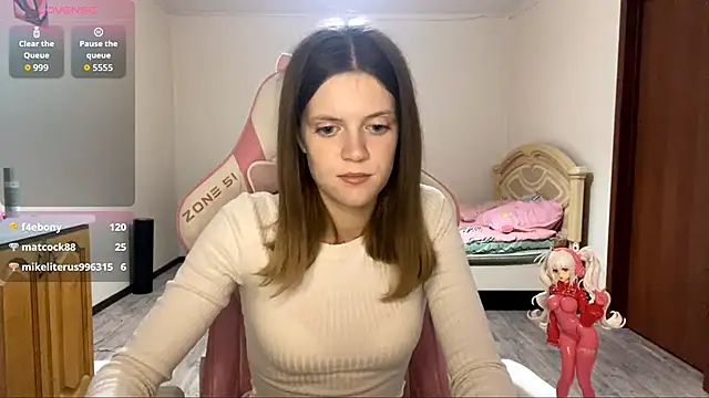 VibeQueenLucy online show from 17, 9, 2025