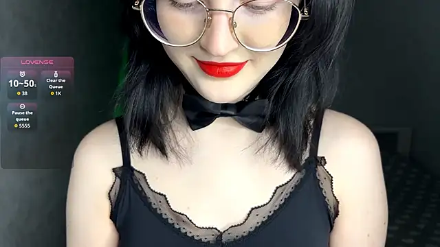 FakeLamb online show from 2, 4, 2026