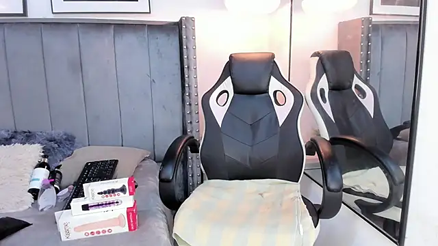 Miyu Komori online show from 21, 3, 2026