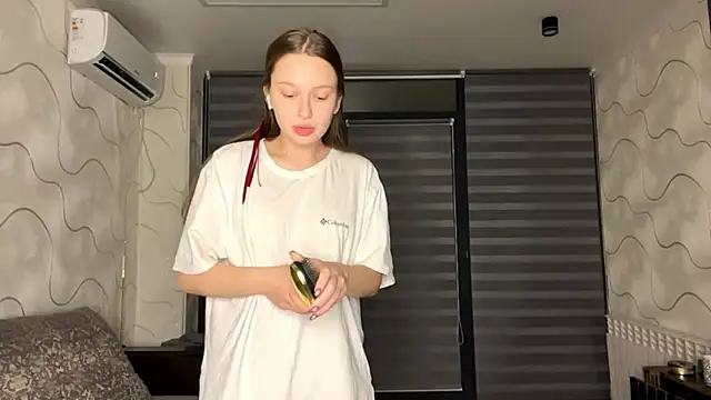 CharlynDini online show from 30, 11, 2025