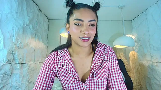 Snapshot of katty_berry_r chatting on 23, 11, 2025 katty berry r online show from 23, 11, 2025