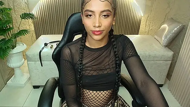 Snapshot of katty_berry_r chatting on 17, 9, 2025 katty berry r online show from 17, 9, 2025