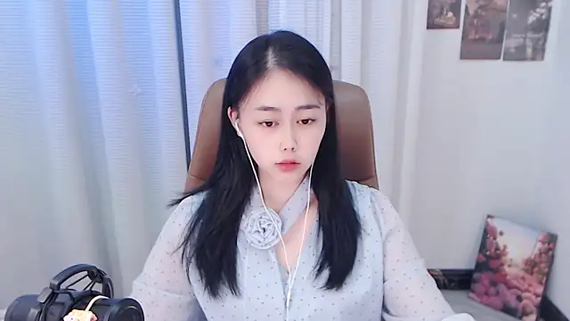 BOBO-jiang online show from 19, 10, 2025