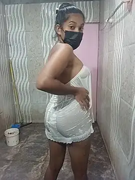 Snapshot of Shani_Izu chatting on 28, 5, 2026 Shani Izu online show from 28, 5, 2026