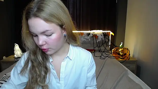 StellaLight online show from 31, 10, 2025