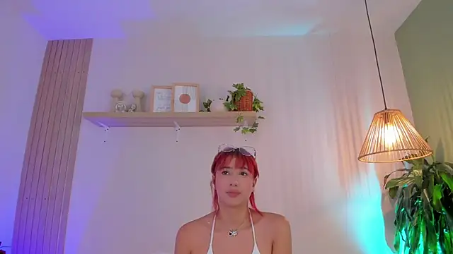 Cristalfoxy  online show from 7, 2, 2026