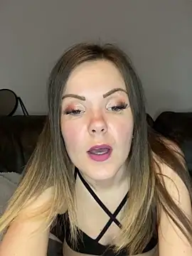 SexyLoLoUK online show from 12, 11, 2025