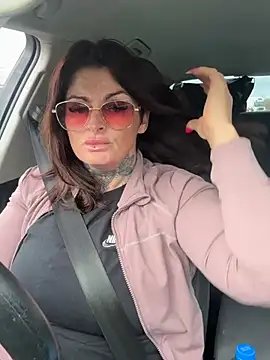 IrishmilfAnna online show from 2, 4, 2026