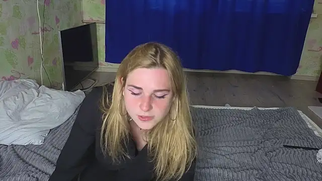 HelenMartines online show from 17, 6, 2026