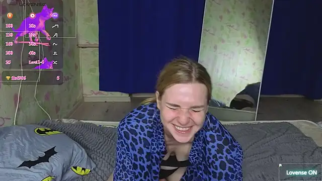 HelenMartines online show from 11, 7, 2026