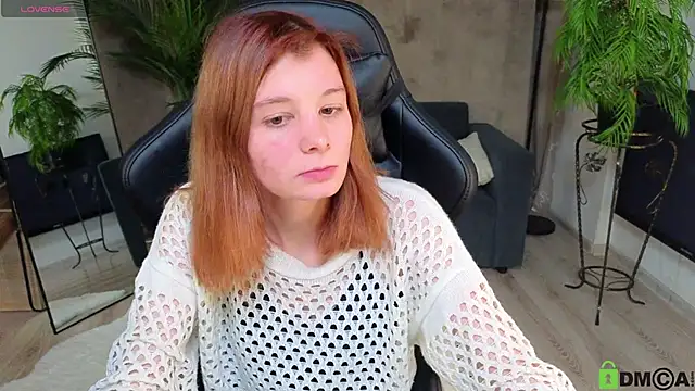 EllinEverly online show from 9, 9, 2025