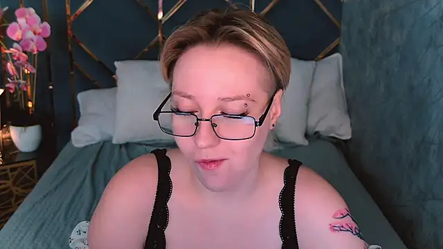 AlexandraGreen online show from 3, 4, 2026