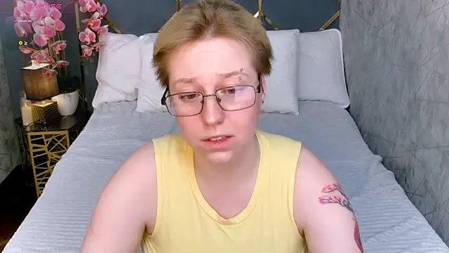 AlexandraGreen online show from 5, 3, 2026