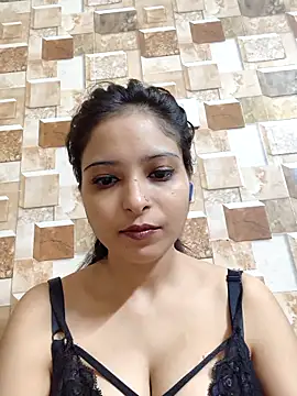 Snapshot of QUEEN-ADITI chatting on 28, 11, 2025 QUEEN-ADITI online show from 28, 11, 2025