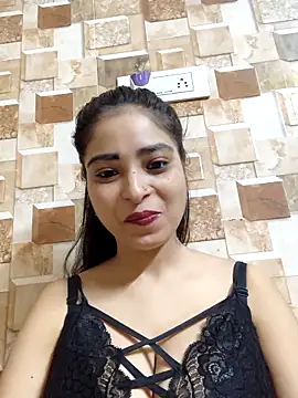 Snapshot of QUEEN-ADITI chatting on 10, 10, 2025 QUEEN-ADITI online show from 10, 10, 2025