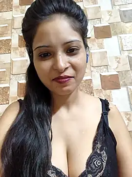 Snapshot of QUEEN-ADITI chatting on 8, 11, 2025 QUEEN-ADITI online show from 8, 11, 2025