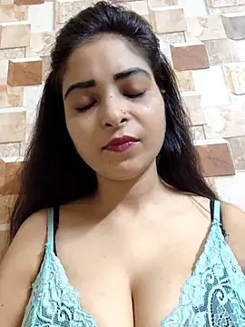 Snapshot of QUEEN-ADITI chatting on 28, 9, 2025 QUEEN-ADITI online show from 28, 9, 2025