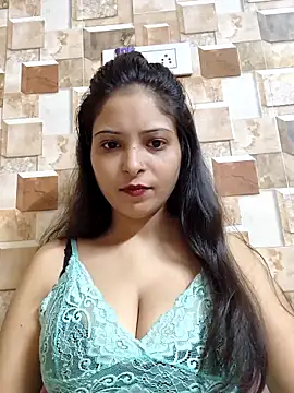 Snapshot of QUEEN-ADITI chatting on 5, 11, 2025 QUEEN-ADITI online show from 5, 11, 2025