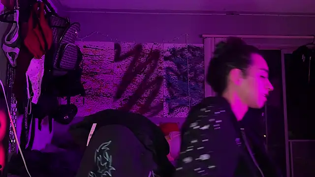 xoFrankie online show from 17, 12, 2025