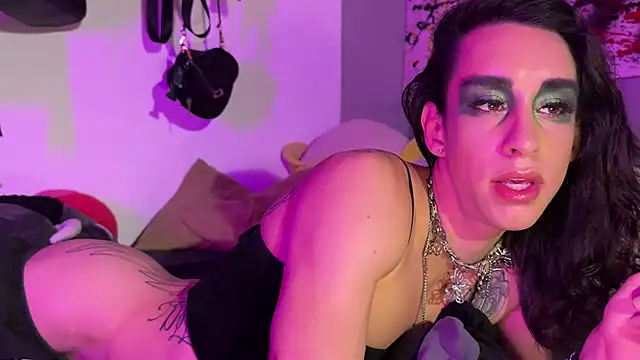 xoFrankie online show from 25, 9, 2025