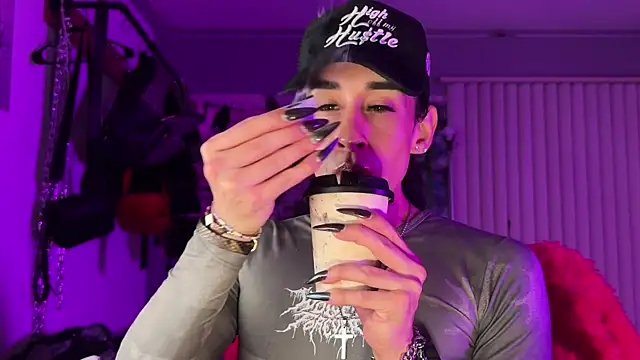 Snapshot of xoFrankie chatting on 11, 2, 2026 xoFrankie online show from 11, 2, 2026