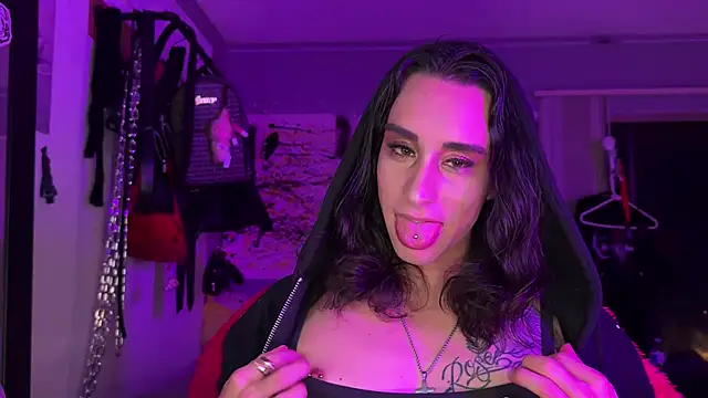 xoFrankie online show from 22, 10, 2025