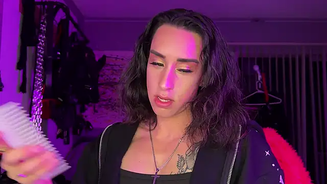 xoFrankie online show from 12, 10, 2025