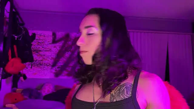 xoFrankie online show from 5, 10, 2025