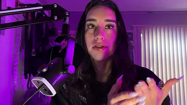 xoFrankie online show from 12, 4, 2026