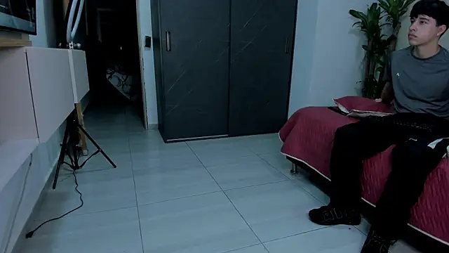 mrhot night online show from 11, 1, 2026