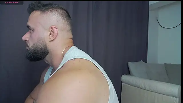 Snapshot of RickyMiami1 chatting on 16, 7, 2026 RickyMiami1 online show from 16, 7, 2026