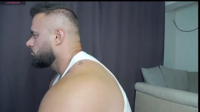 Snapshot of RickyMiami1 chatting on 18, 7, 2026 RickyMiami1 online show from 18, 7, 2026