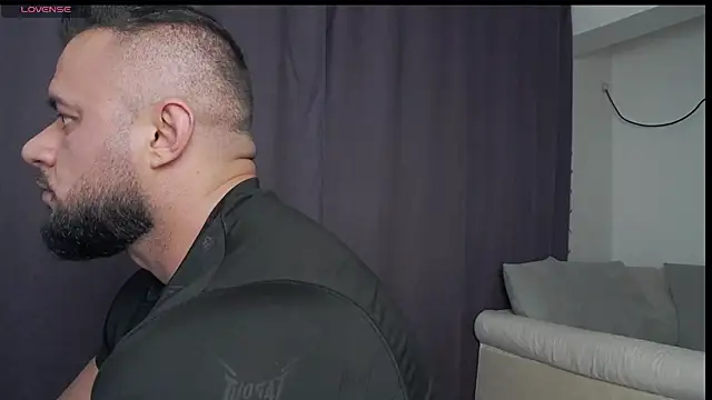 RickyMiami1 online show from 4, 4, 2026