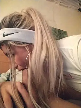 Ella rr online show from 15, 3, 2026