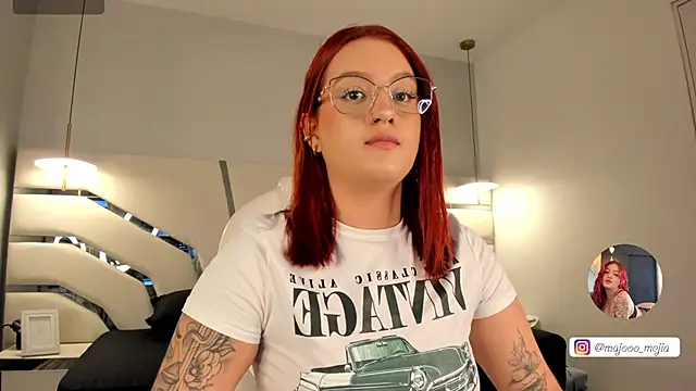 Julieth Rojas online show from 20, 9, 2025