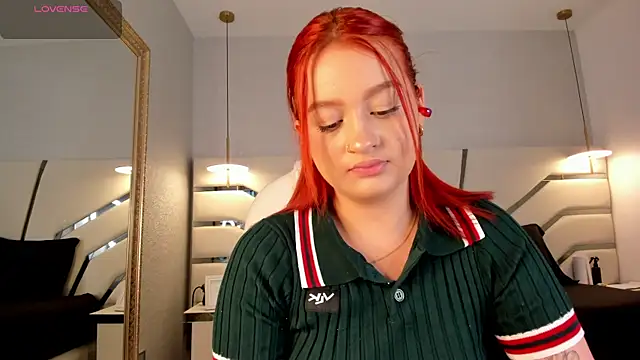 Julieth Rojas online show from 24, 9, 2025