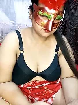 Tanisha-Chy online show from 5, 11, 2025