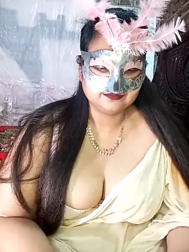 Tanisha-Chy online show from 18, 11, 2025