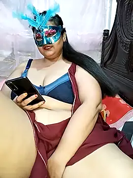 Tanisha-Chy online show from 10, 10, 2025