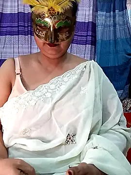 Snapshot of Tanisha-Chy chatting on 28, 4, 2026 Tanisha-Chy online show from 28, 4, 2026
