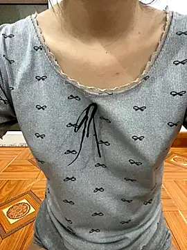 Mochi21 online show from 10, 9, 2025