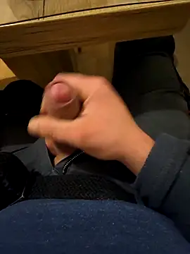 Snapshot of DarkNova9 chatting on 14, 2, 2026 DarkNova9 online show from 14, 2, 2026