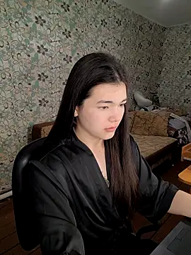 Albi Glow online show from 23, 9, 2025