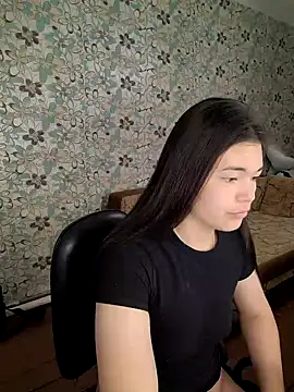 Albi Glow online show from 22, 9, 2025